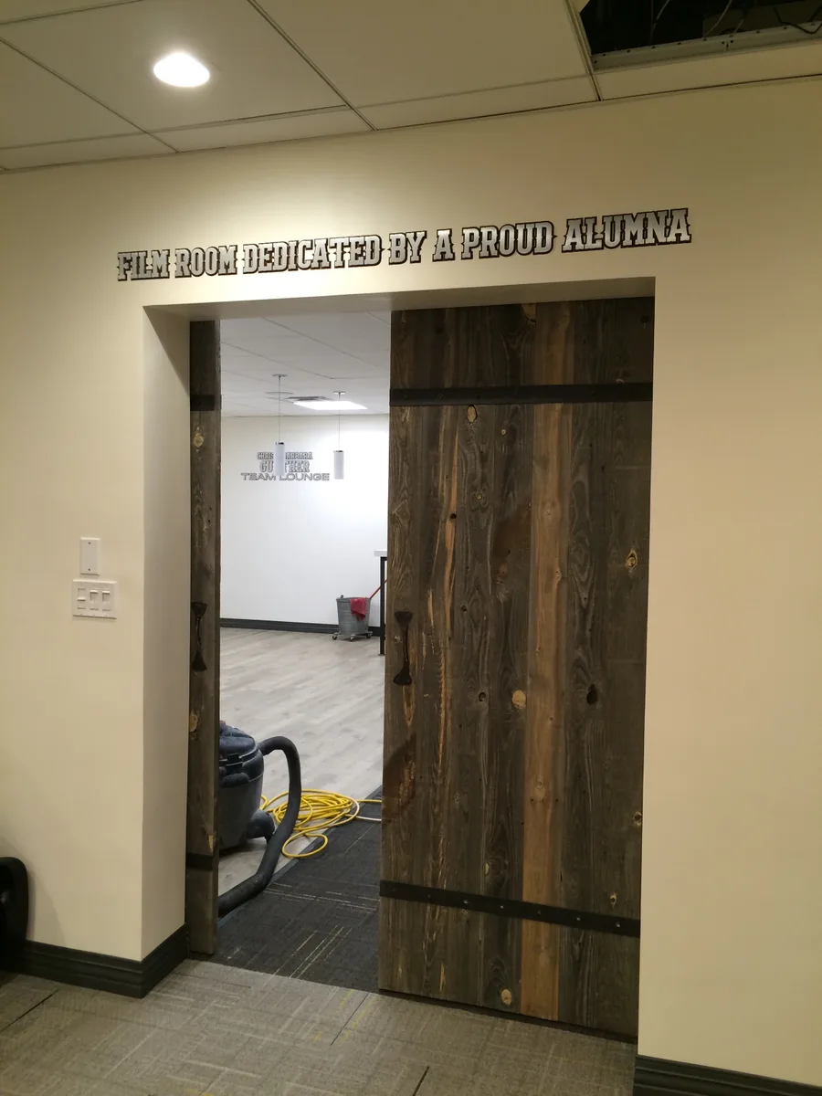 Custom dimensional letters for a retail store