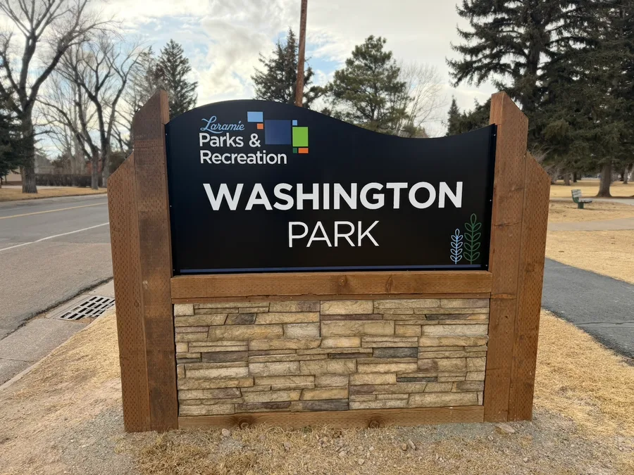 Brick and metal monument sign for a commercial property